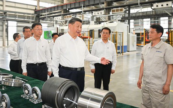 习近平在河南洛阳市考察调研